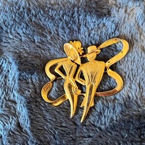Vintage Premier Elegant Gold Couple Brooch